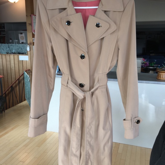 Calvin Klein trench coat like new size M - Picture 3 of 3